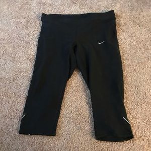 Nike workout capris